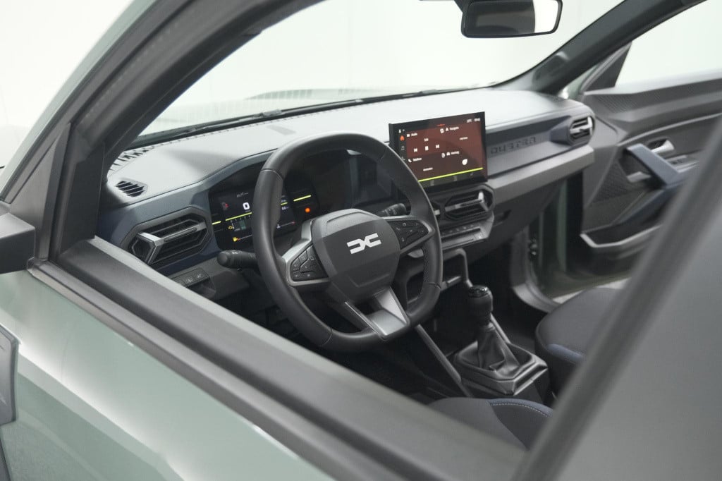 Dacia Duster mild hybrid 130 expression | camera | stoelverwarming | apple 
