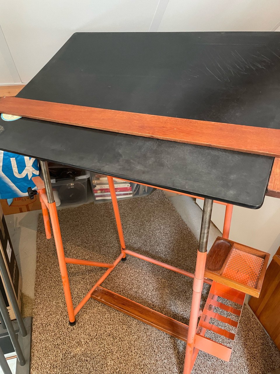 Vintage tekentafel begin jaren 60
