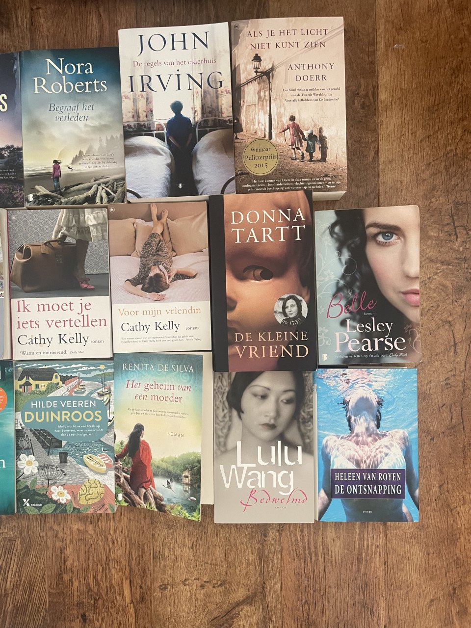 Heel veel boeken romans en thrillers