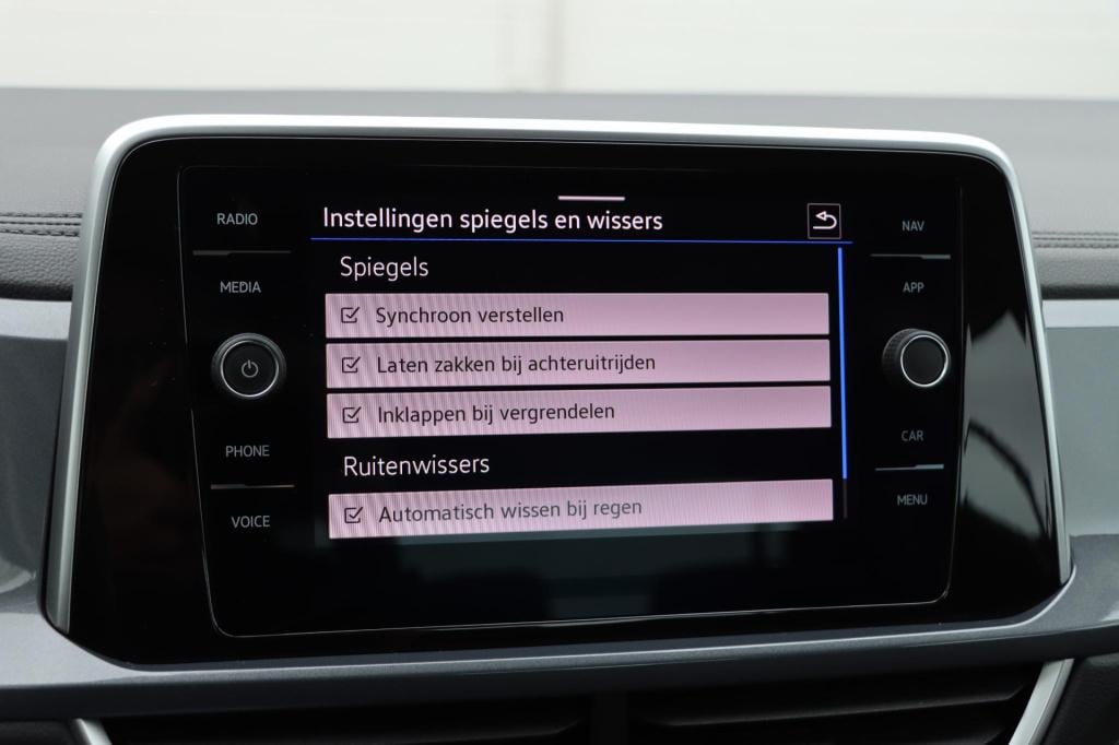 Volkswagen T-roc 1.5 tsi style 150pk