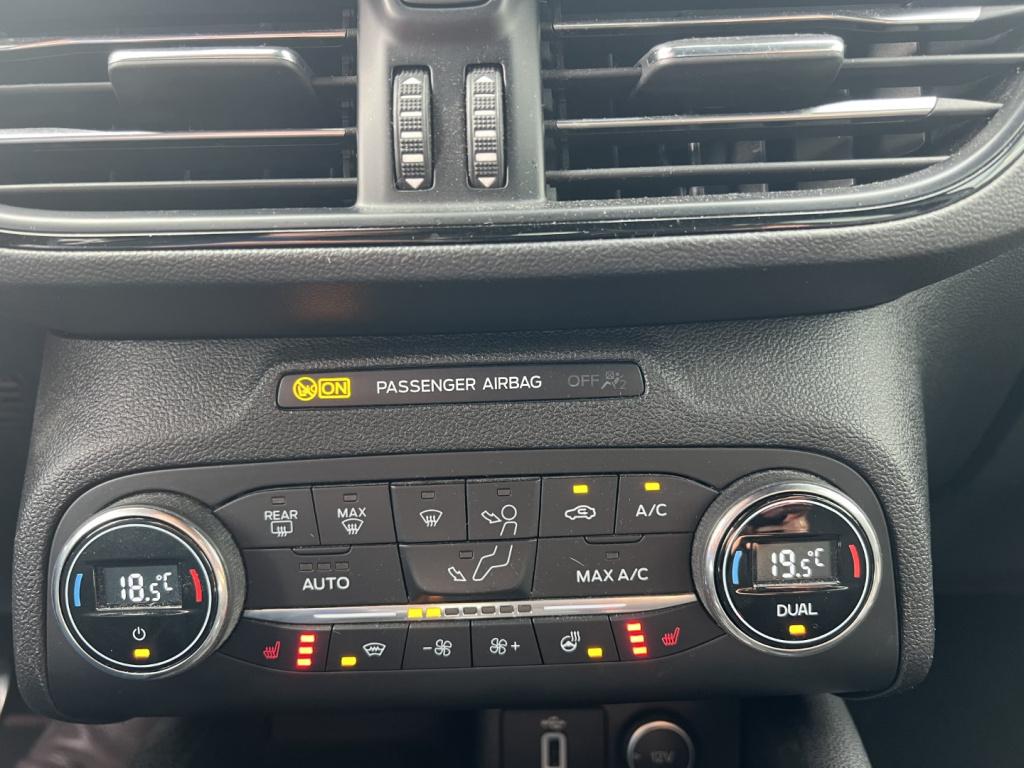 Ford Focus wagon 1.0 ecoboost 125pk st-line x , trekhaak , winterpack