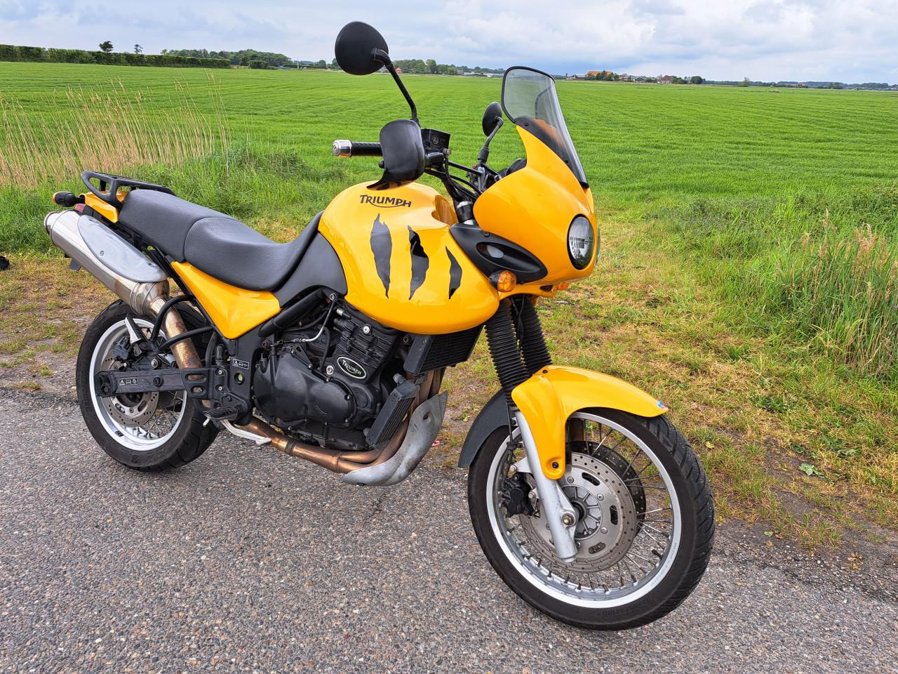 Triumph Tiger 955i met Topkoffer (inruil mogelijk!)