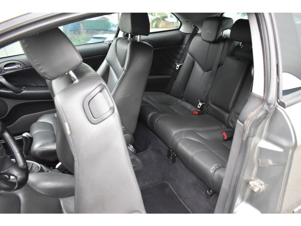 Alfa Romeo GT 2.0 jts distinctive