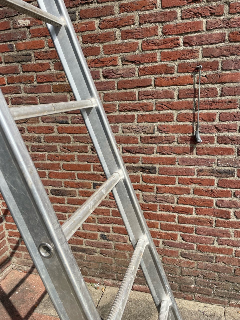 Aluminium ladder 4,5 meter, ideaal voor schoonmaken dakgoot