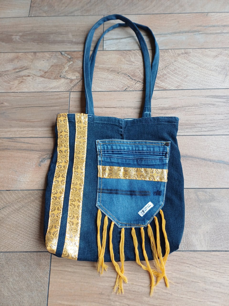 Tassen van spijkerbroeken