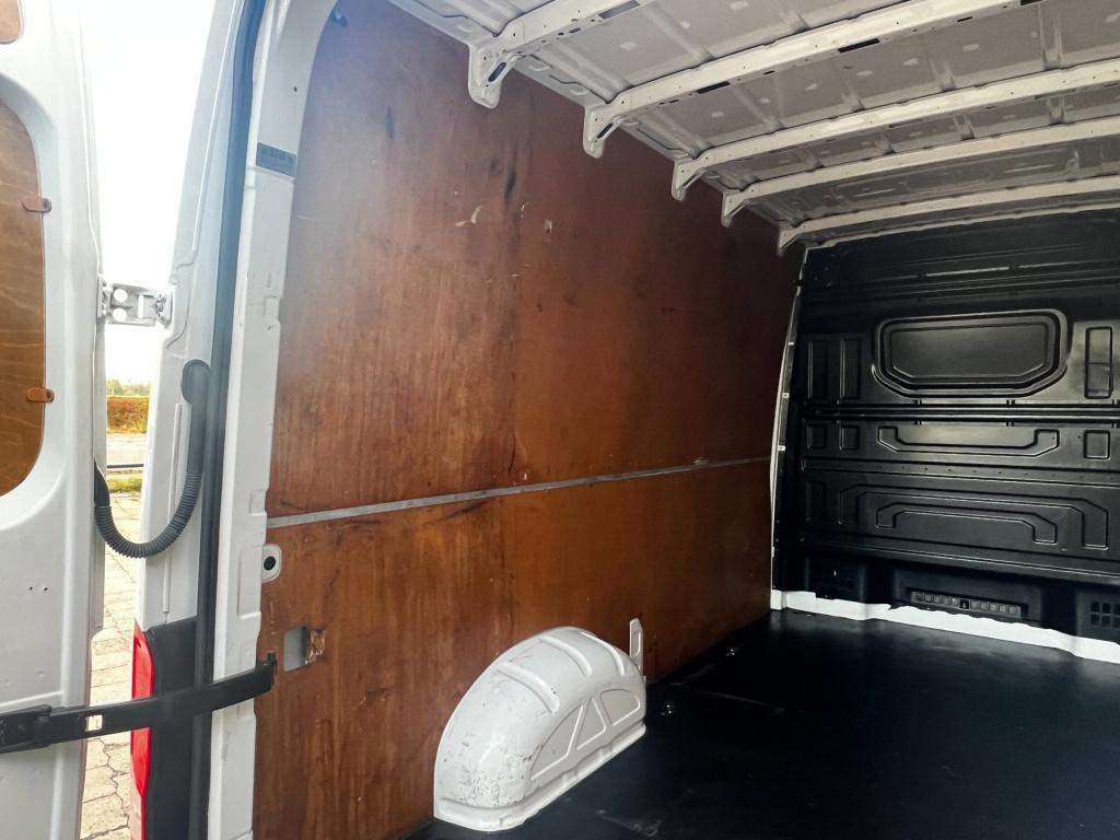 Volkswagen Crafter 35 2.0 tdi l3h3 comfortline