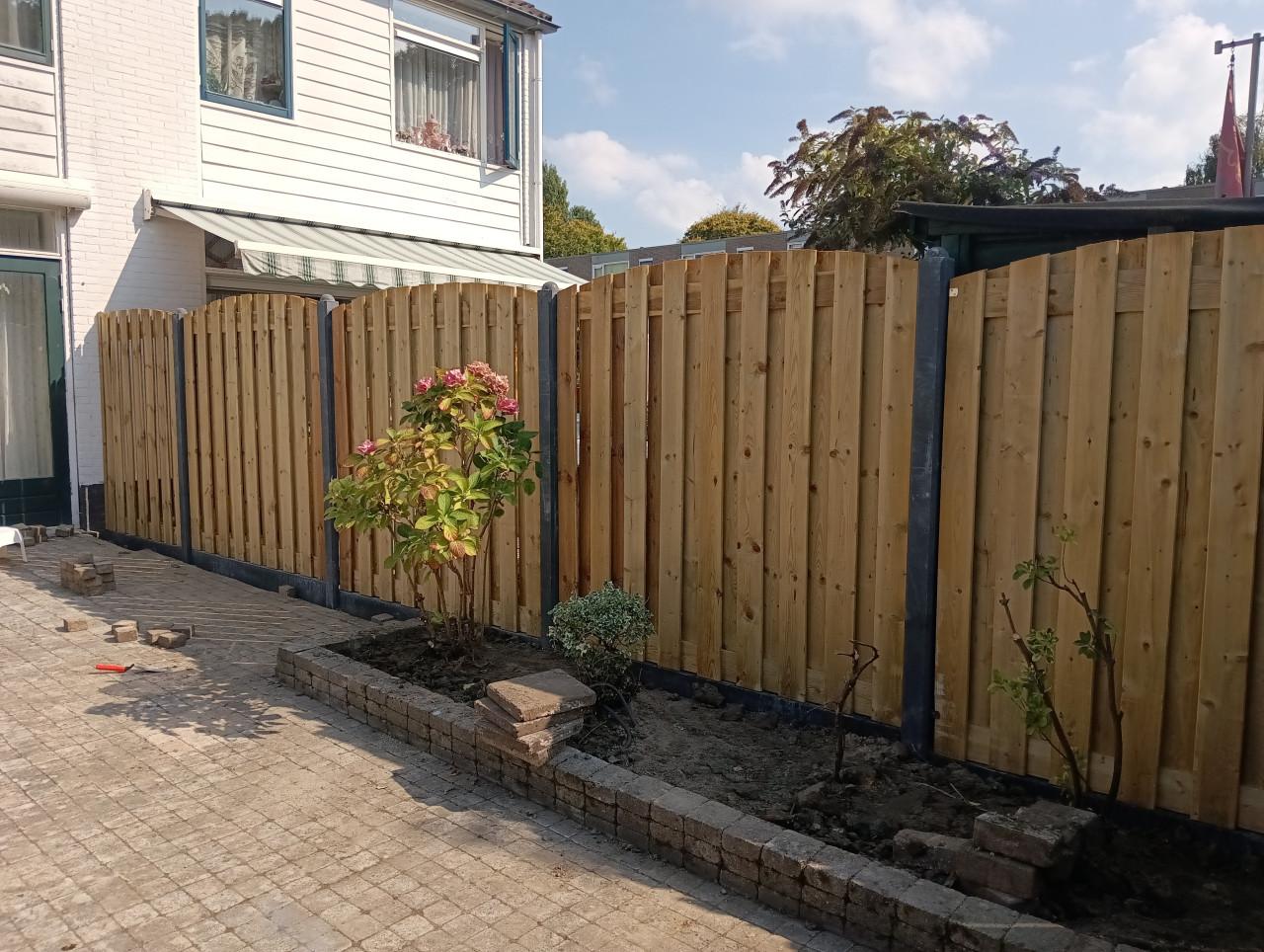 Grond, Groen & Straatwerk.