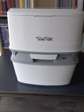 Porta Potti 165