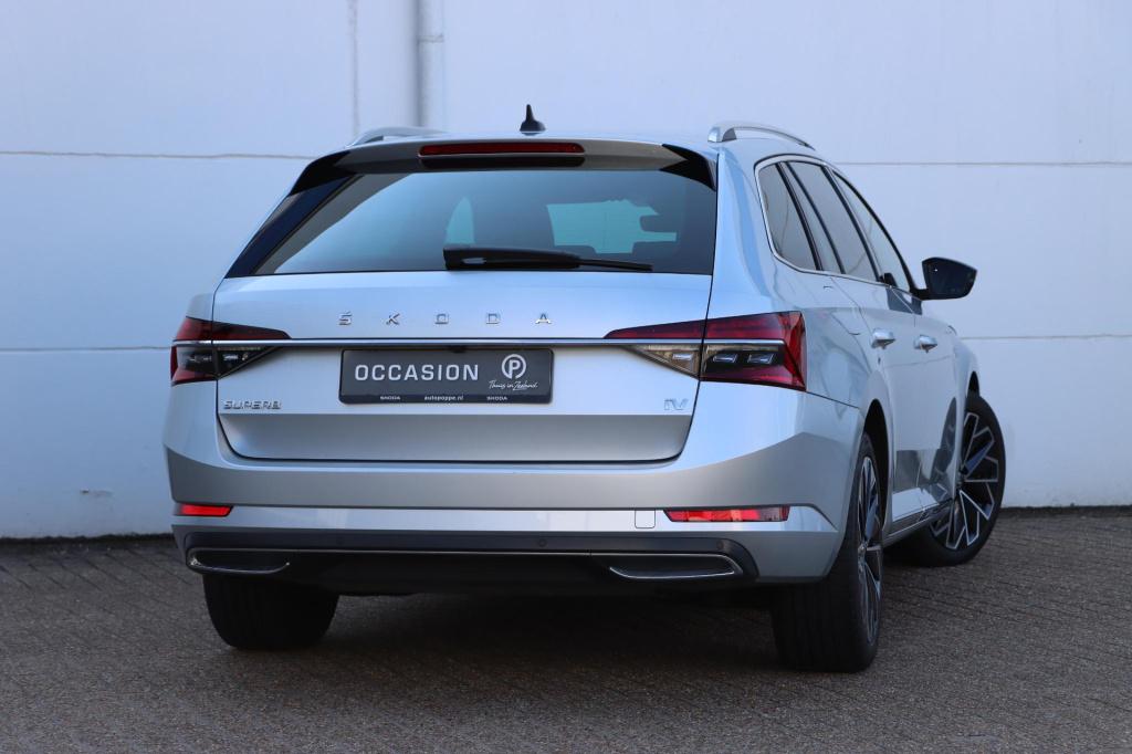Skoda Superb combi 1.4 tsi laurin & klement 218pk dsg6 | lederen bekleding 