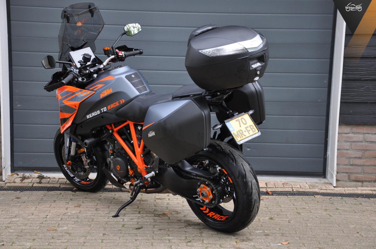 KTM 1290 SuperDuke GT