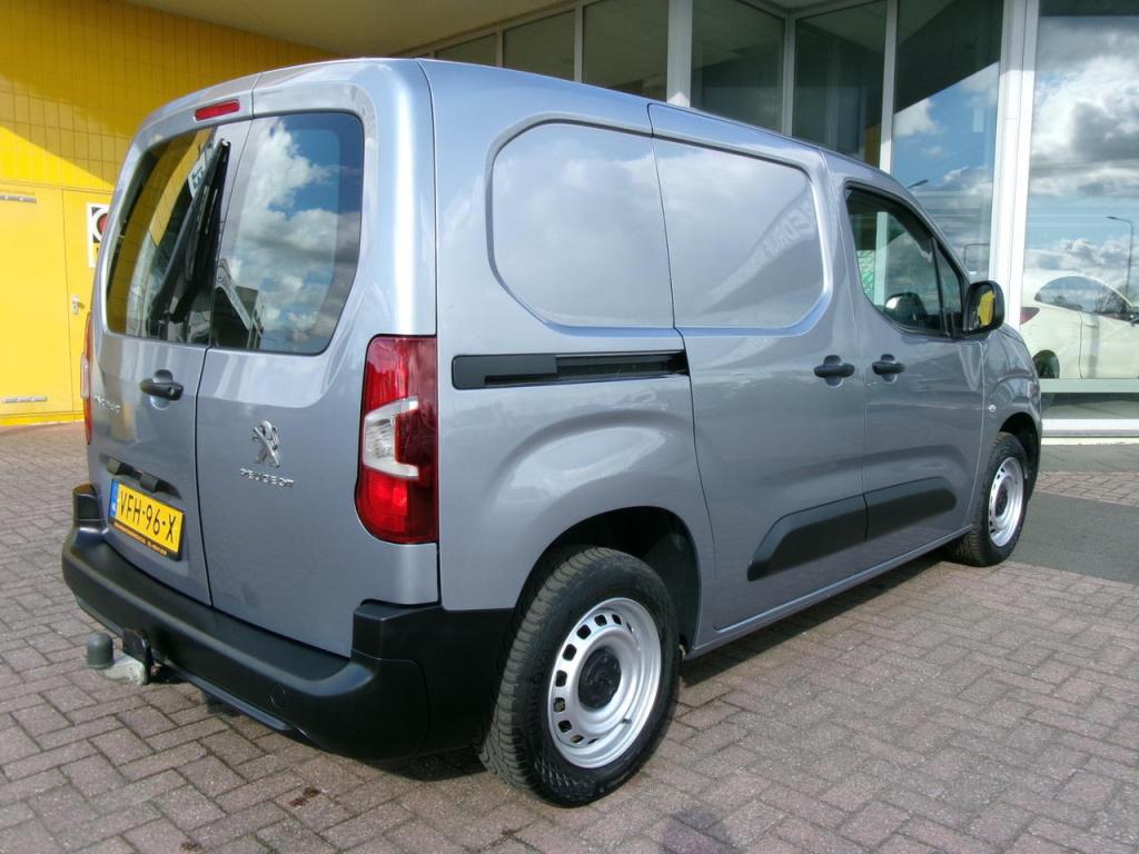 Peugeot Partner 1.5 bluehdi 75 airco, trekhaak, 3-zits