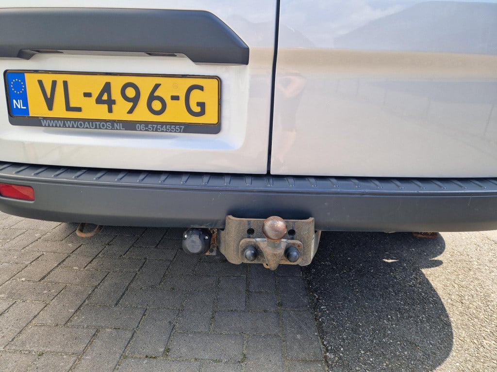 Ford Transit Custom 290 2.2 tdci l2h1 ambiente dc in zeer goede staat met n