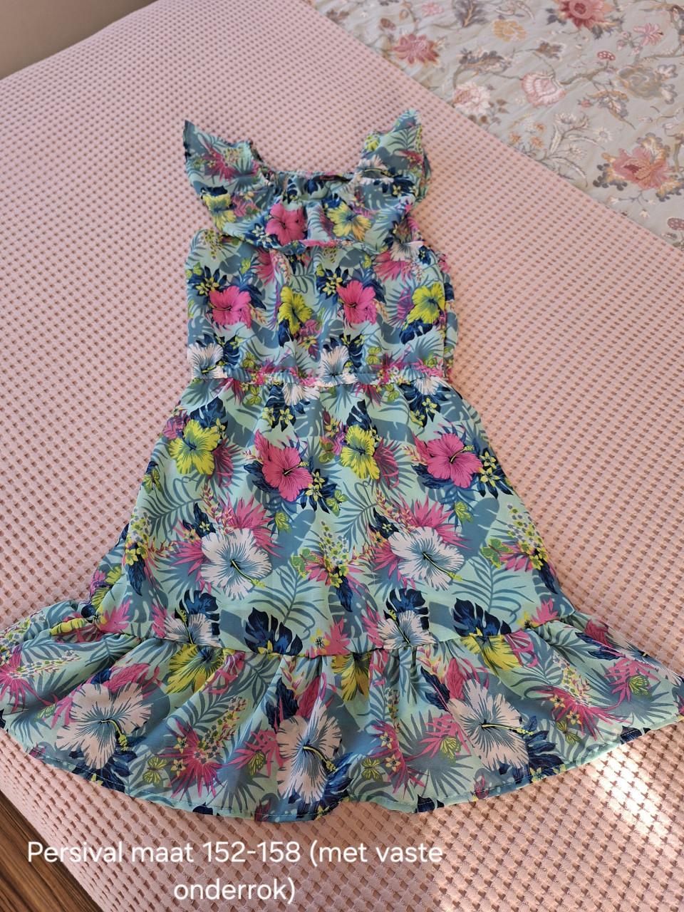 Zomerkleding meisje maat 152-158