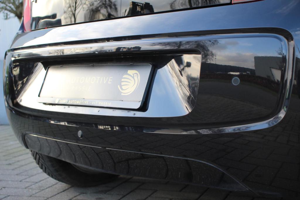 Volkswagen UP! 1.0 black-edition - panoramadak - leer - leder - cruise cont