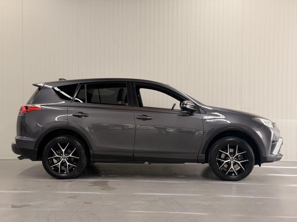 Toyota Rav4 2.5 hybrid awd style