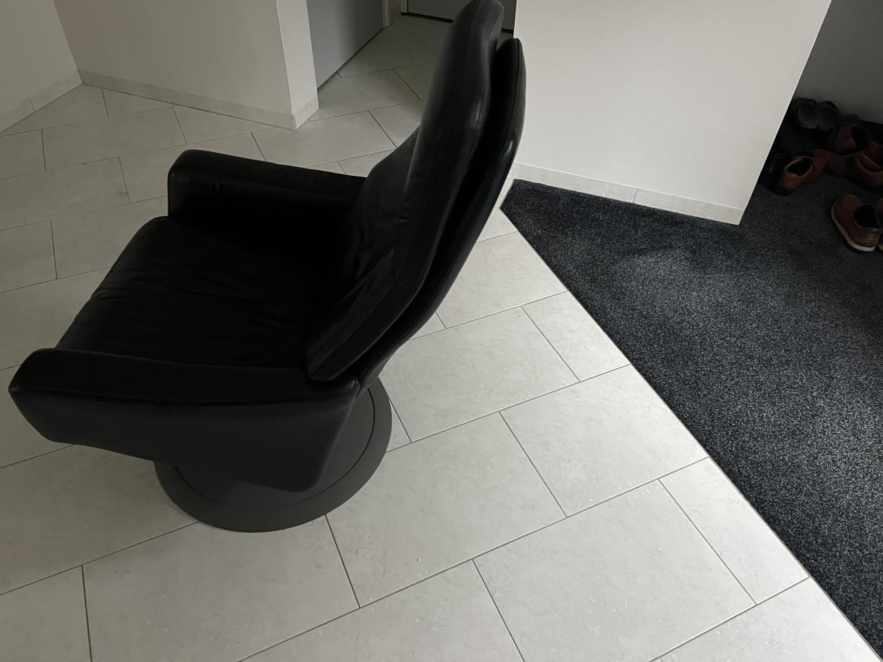 Lederen relaxfeauteuil met voetenbank