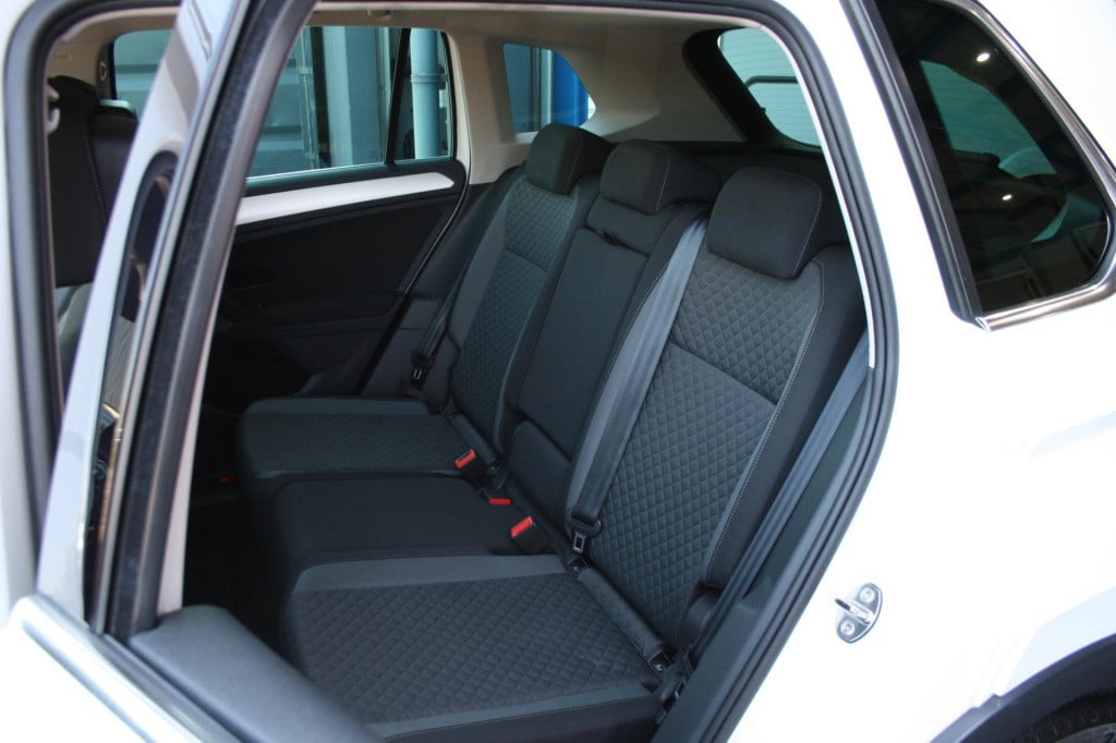 Volkswagen Tiguan 1.4 tsi r-line / connected series