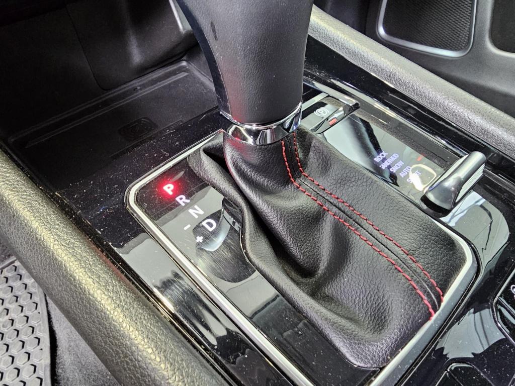 Jeep Compass 4xe 240 plug-in hybrid electric trailhawk