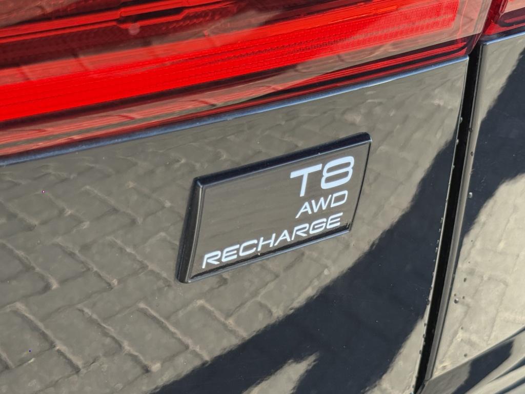 Volvo XC60 t8 455pk recharge ultra black edition| full options! luchtvering