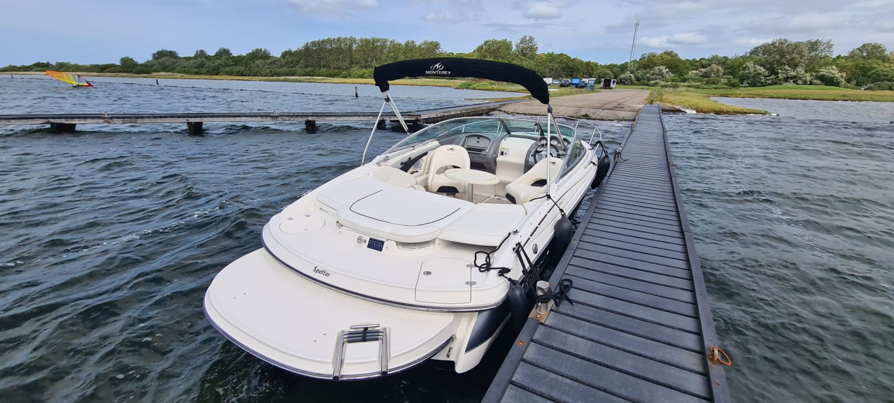 Speedboot Monterey 214 FSC