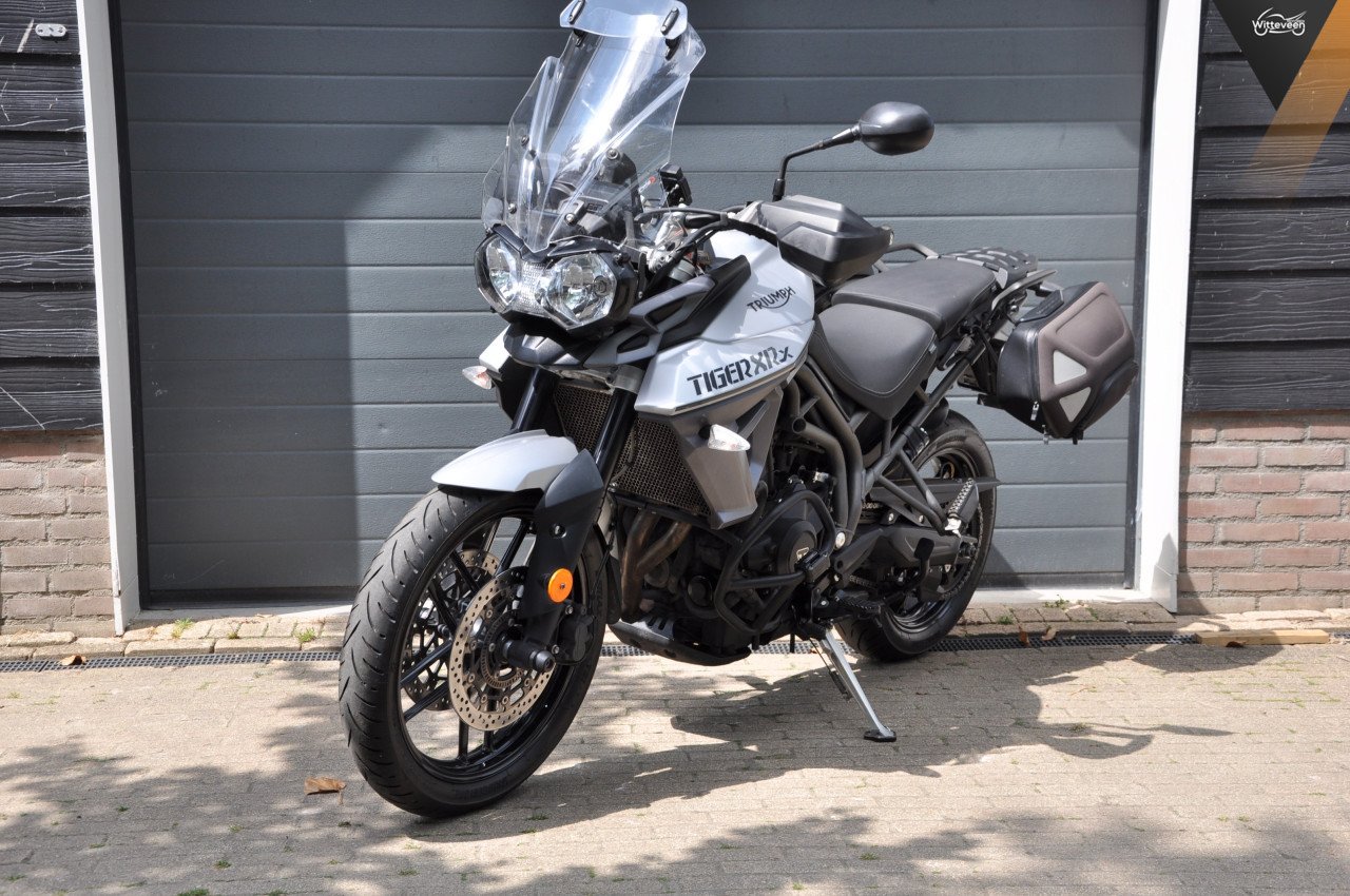 Triumph Tiger 800 XRX