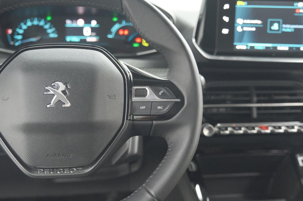 Peugeot E-2008 ev active pack 50 kwh | camera | navigatie | parkeersensoren