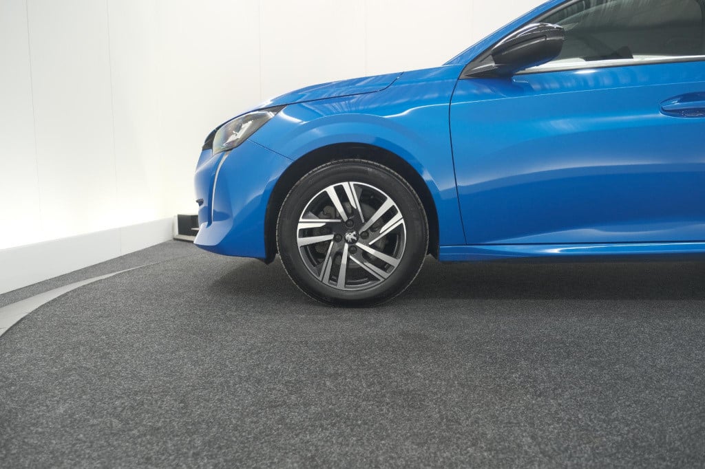 Peugeot 208 puretech 100 allure | adaptieve cruise control | camera | apple