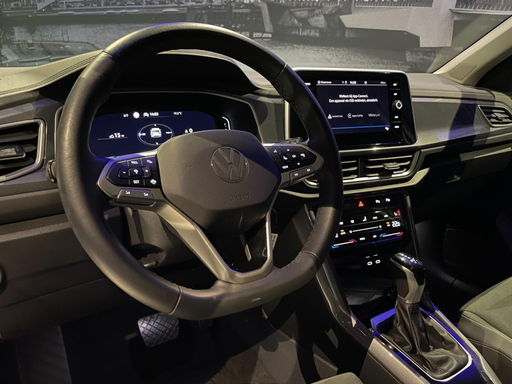 Volkswagen T-roc 1.5 tsi style *led*virtual*dab+*pdc v&a*trekhaak*navi*appc