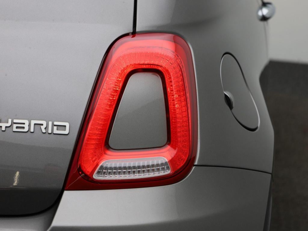 Fiat 500 1.0 hybrid dolcevita | panorama dak | parkeer sensoren | climate c