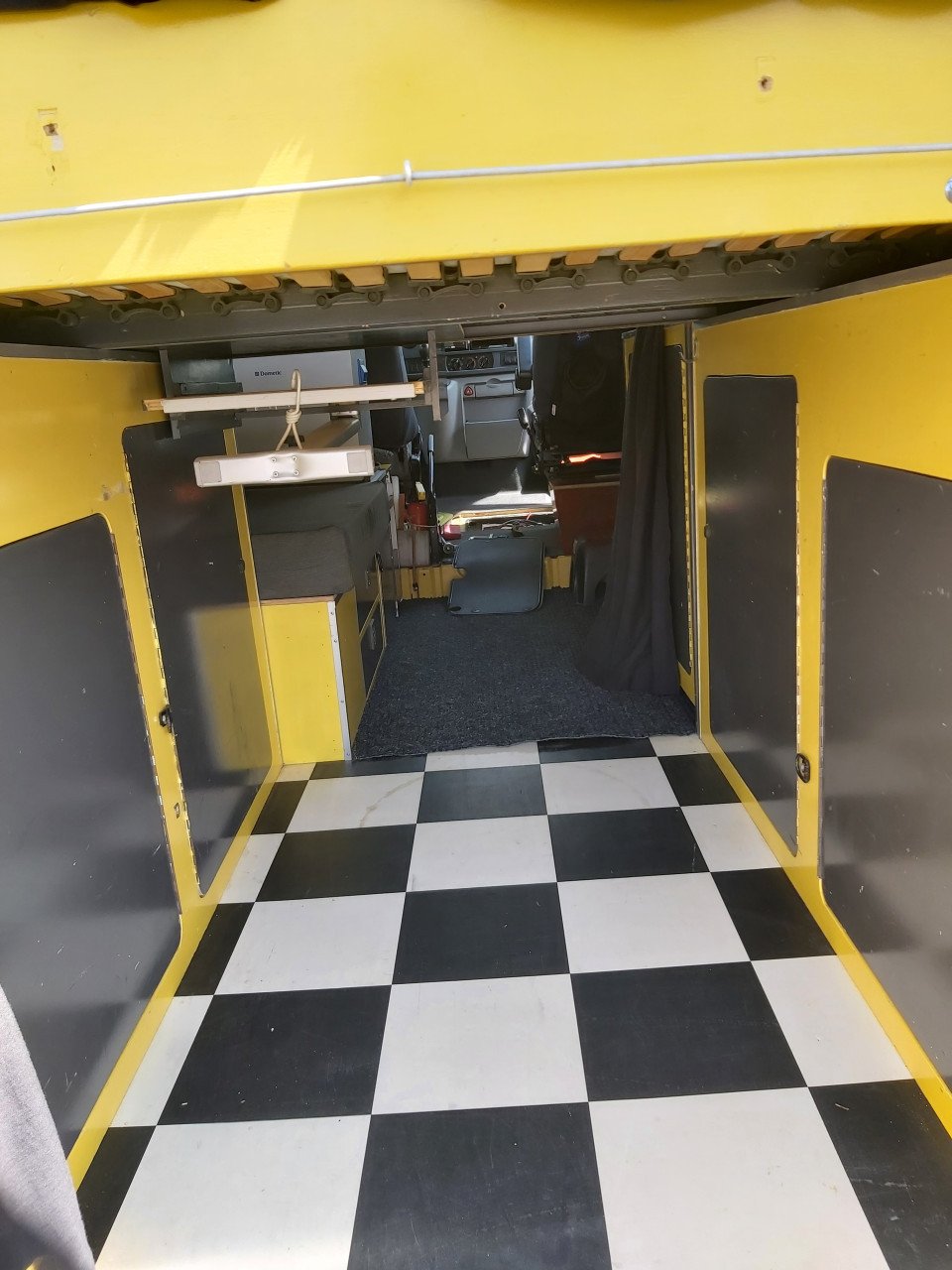 Buscamper Opel Movano