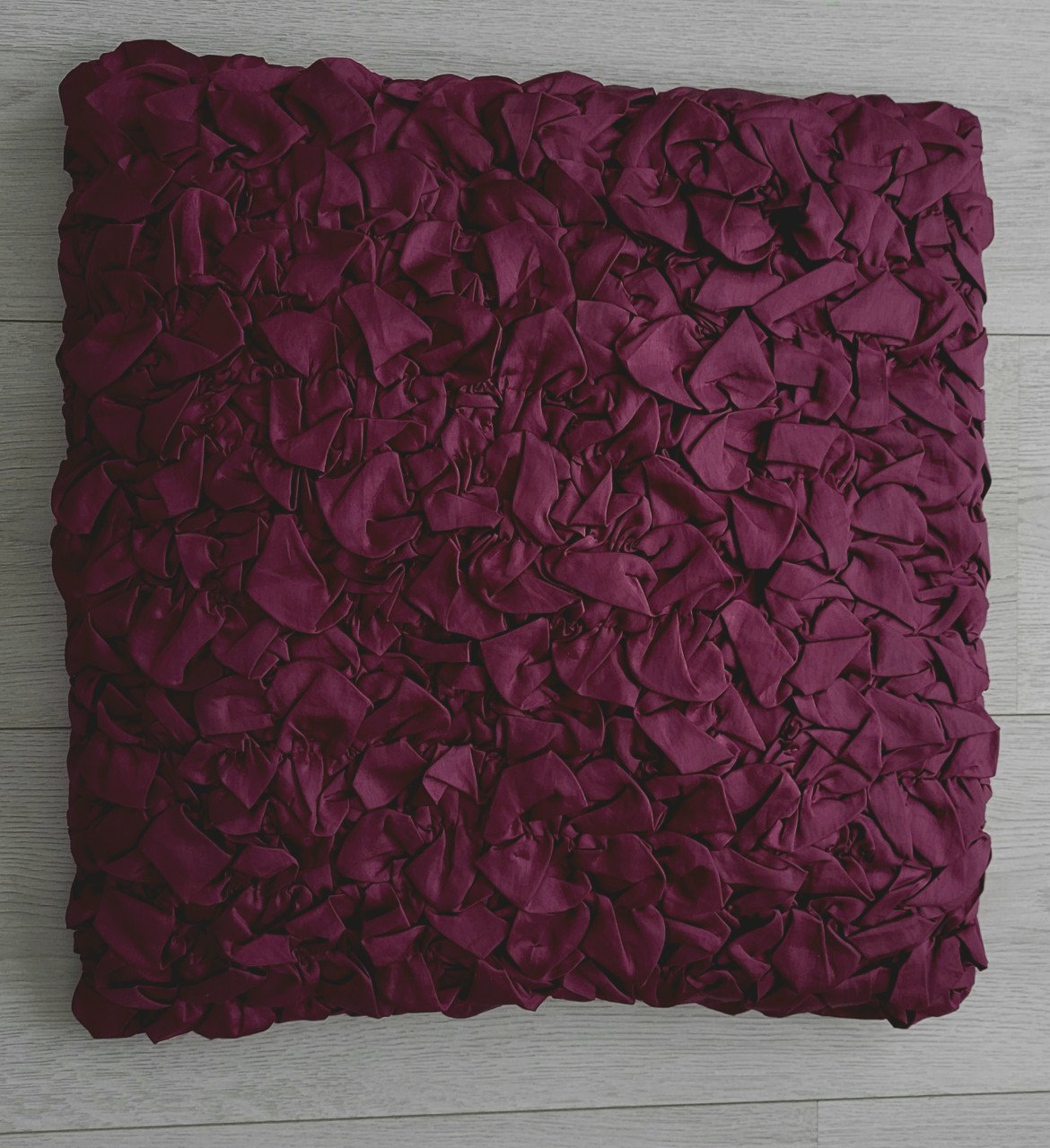 2 sierkussens materiaal 100% polyster, satijnachtig 45x45x4