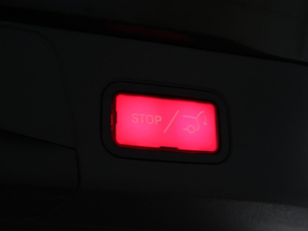 Mercedes-Benz Eqb 250+ essential line 7p. 71 kwh | parkeerpakket met achter