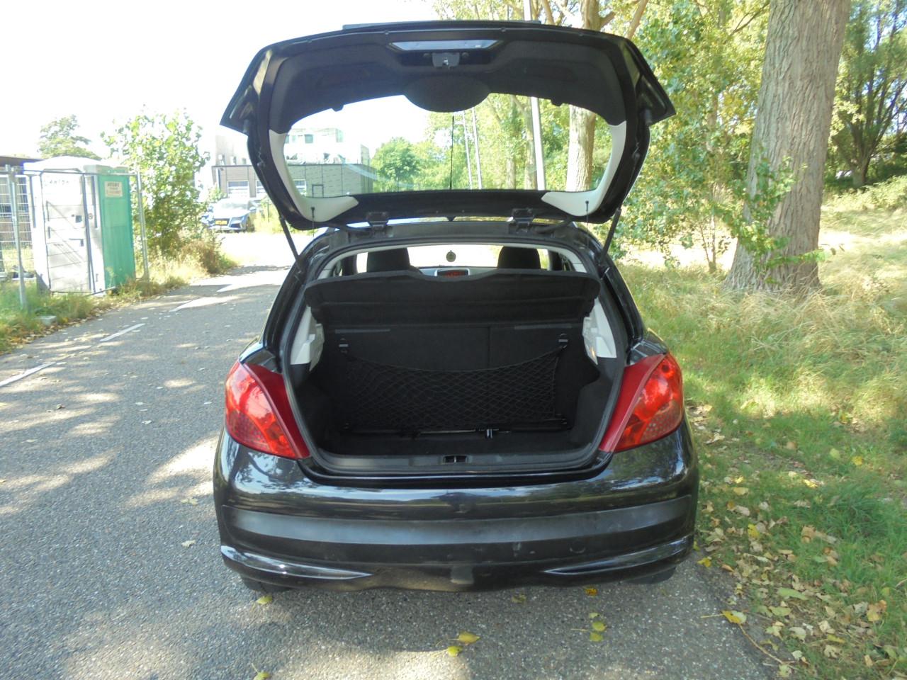 207 1.4 motor XS Pack uitvoering bouwjaar 2007 Apk augustus 2026 met N.A.P