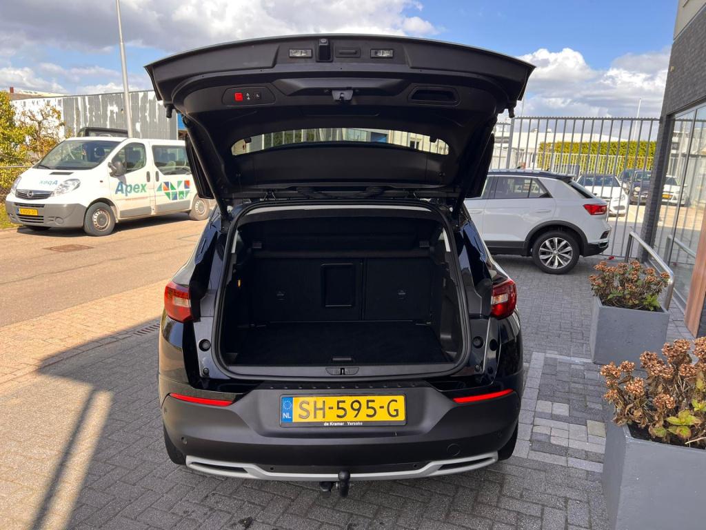 Opel Grandland X 1.2 turbo innovation