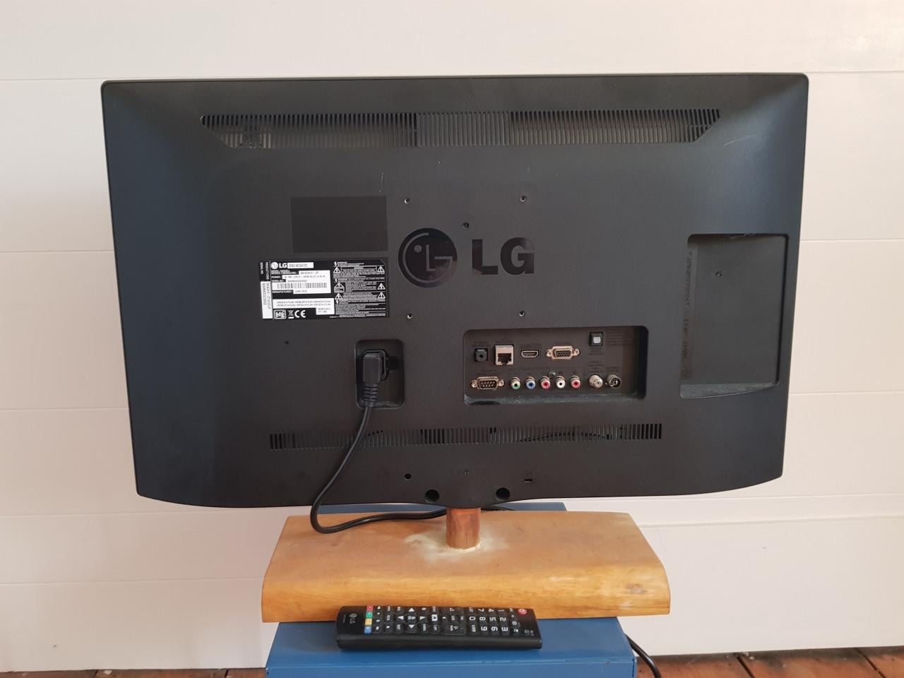 LG LED TV 28 inch