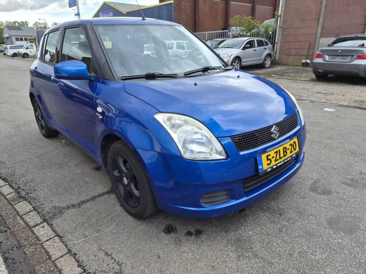 Suzuki Swift 1.3 VVT  Apk 8-5-2027