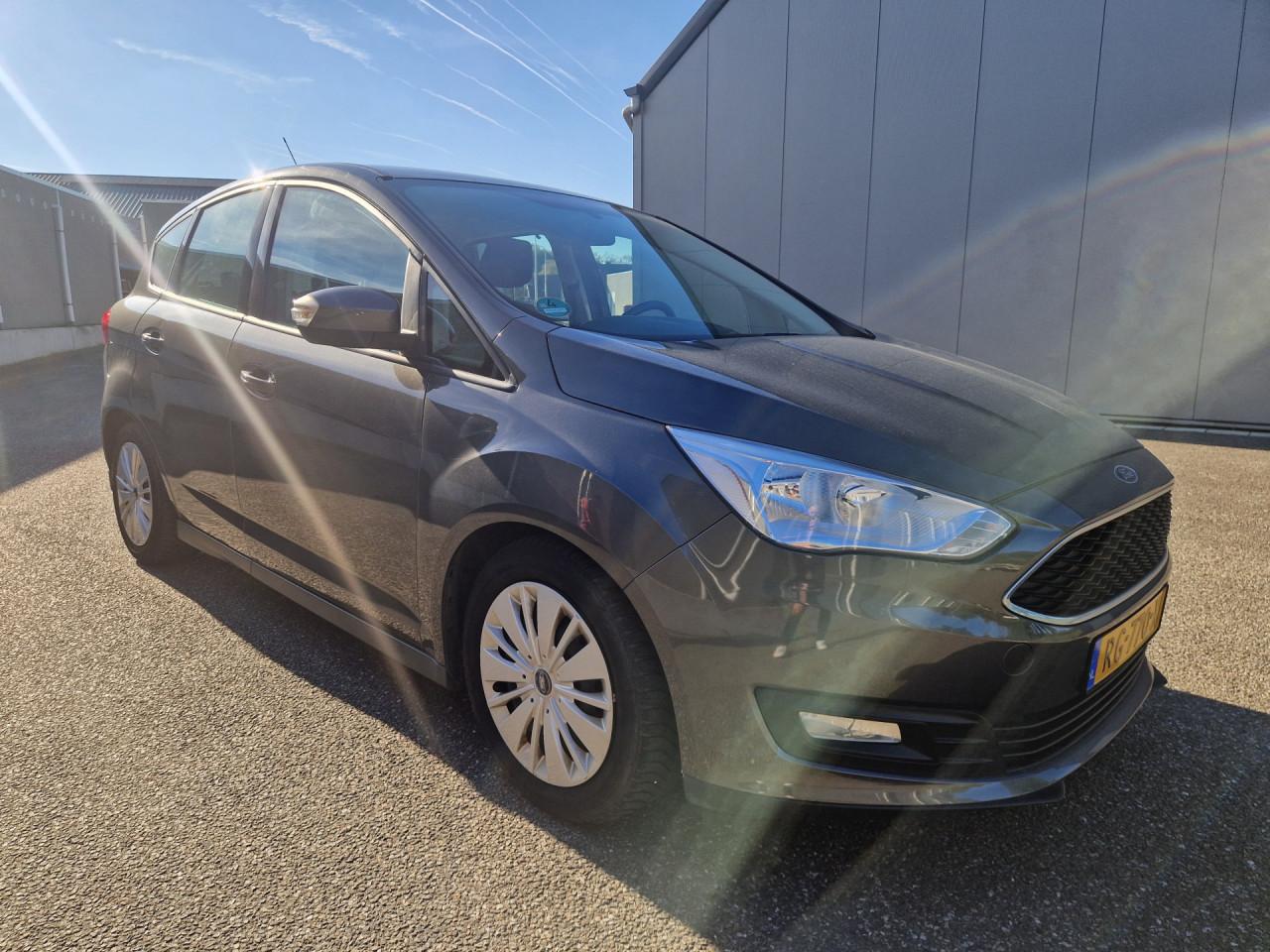 Ford C-Max 1.5 Titanium