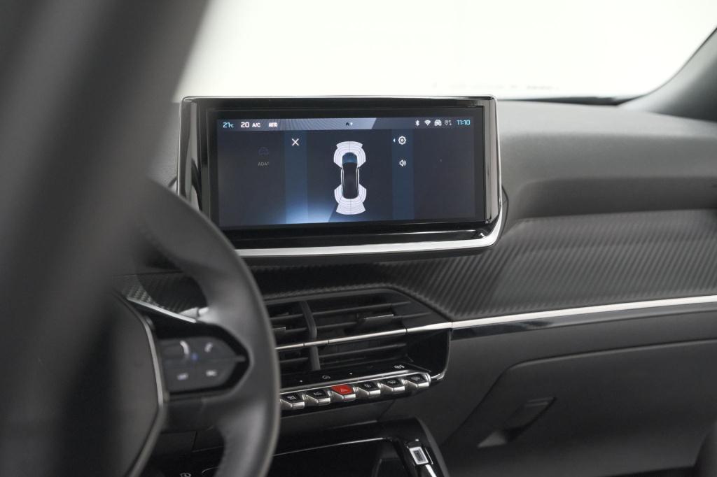 Peugeot 2008 puretech 100 allure | apple carplay | parkeersensoren | climat