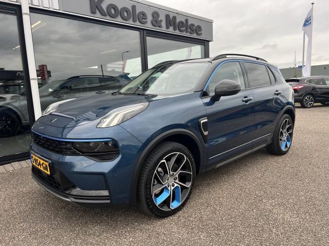 Lynk & Co 01 1.5 261pk phev 7dcth ,trekhaak , panodak , adaptive cc , carpl
