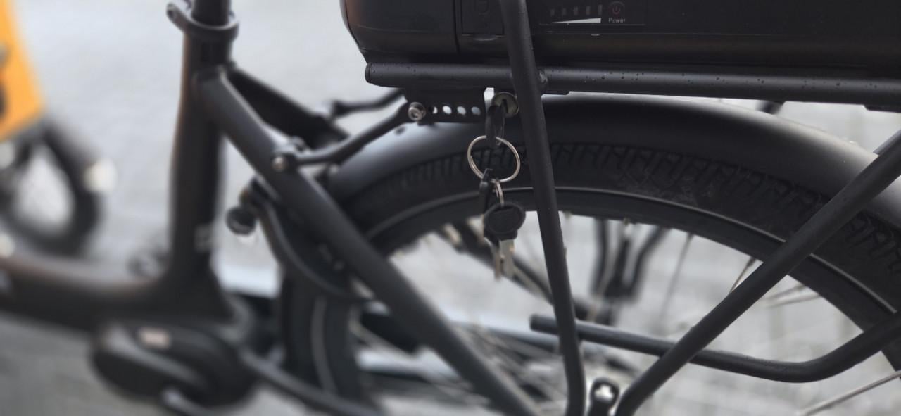 Mooie nette VOGUE Carry 3 3052km  elektrische bakfiets Zwart/Bruin