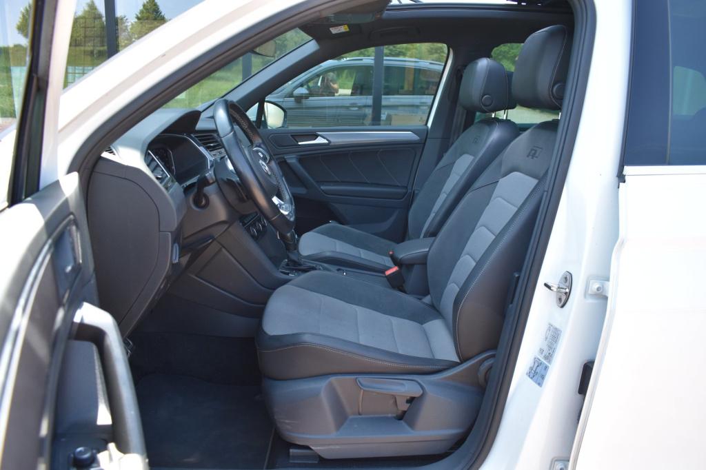 Volkswagen Tiguan 1.5 tsi act r-line | trekhaak | camera | stoelverwarming 