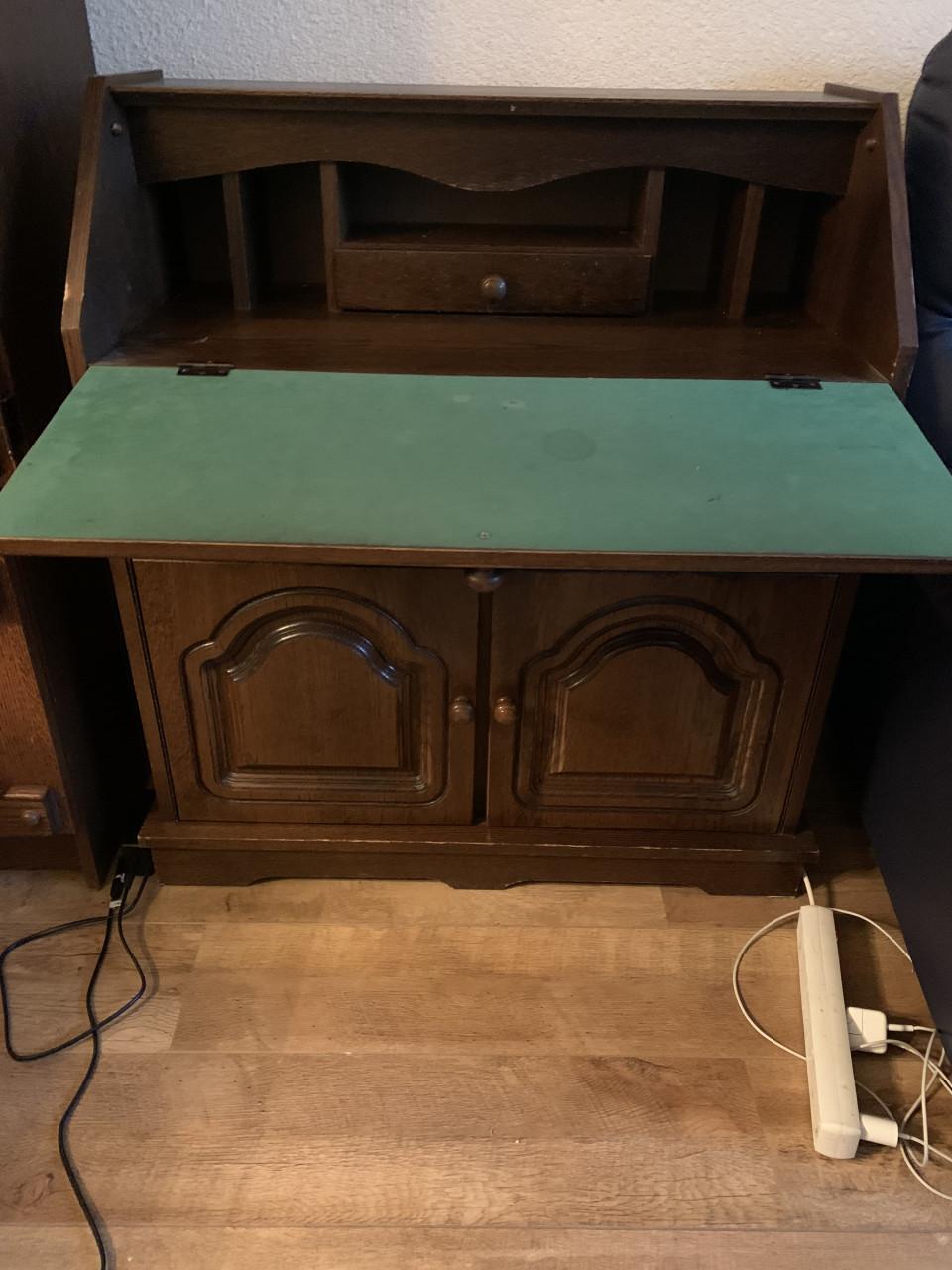 Kast  secretaire en bank gratis in 1x per zsm ophalen