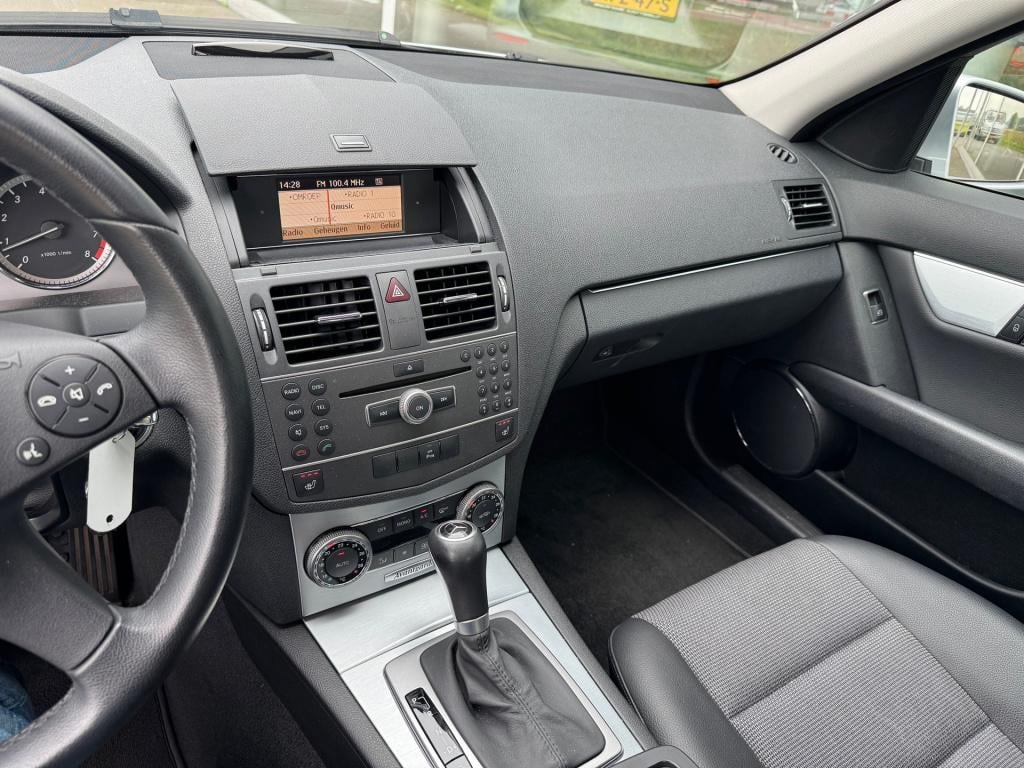 Mercedes-Benz C-Klasse 180 cgi blueefficiency avantgarde automaat