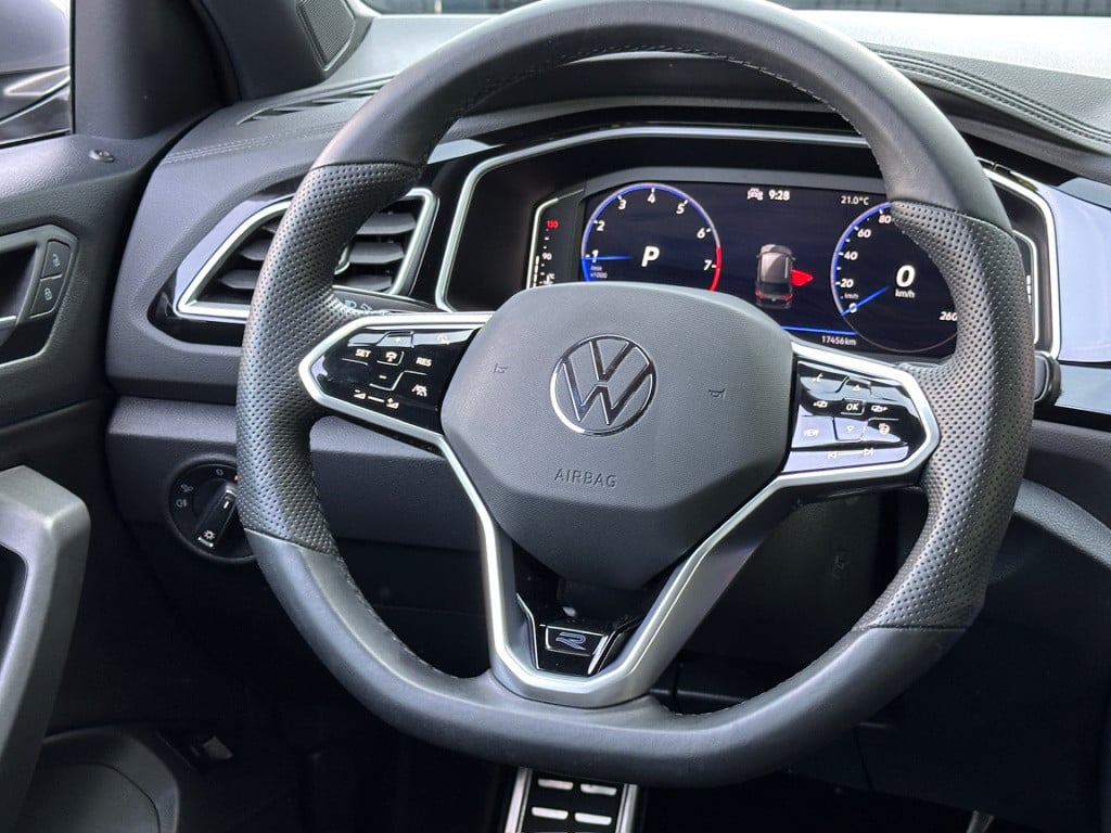 Volkswagen T-roc 1.5 tsi 150pk dsg r-line | camera | keyless | carplay | le