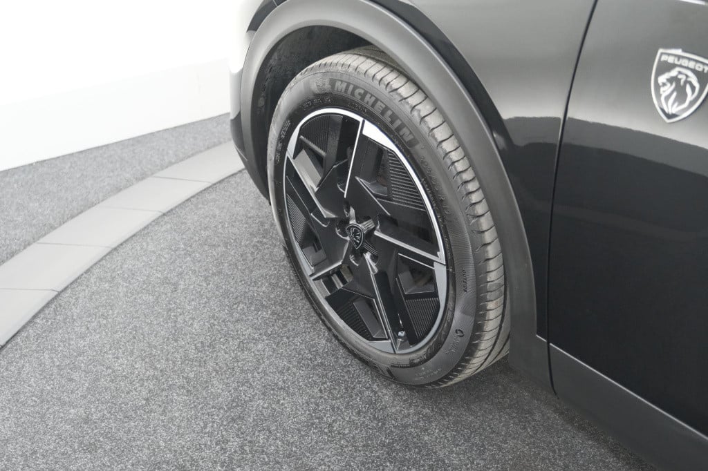 Peugeot 408 puretech gt 130 eat8 | 360 camera | rgr comfortstoelen | elektr