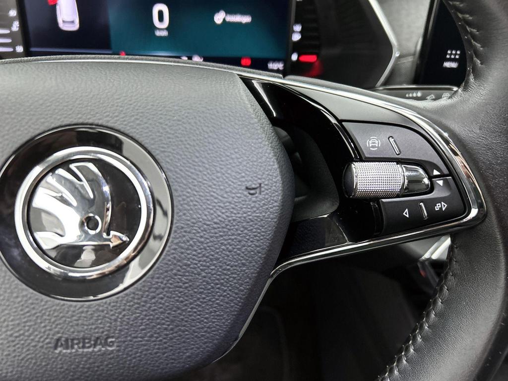 Skoda Octavia combi 1.0 tsi business edition plus | trekhaak | navigatie | 