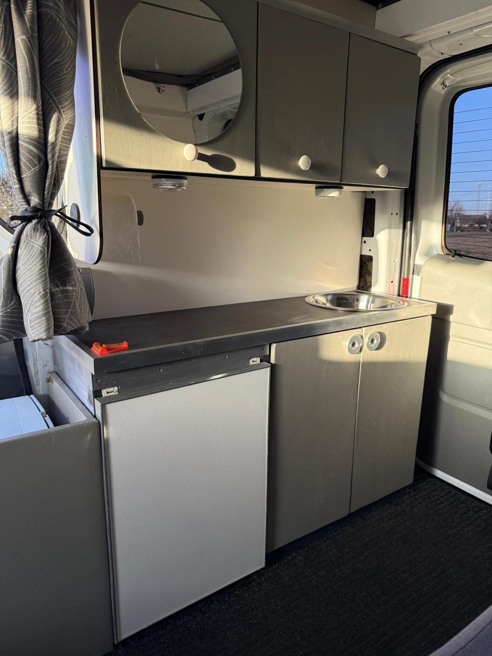 Opel vivaro 1.9 tdci Camperbus