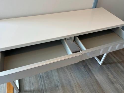 IKEA BESTÅ BURS wit console / bureau