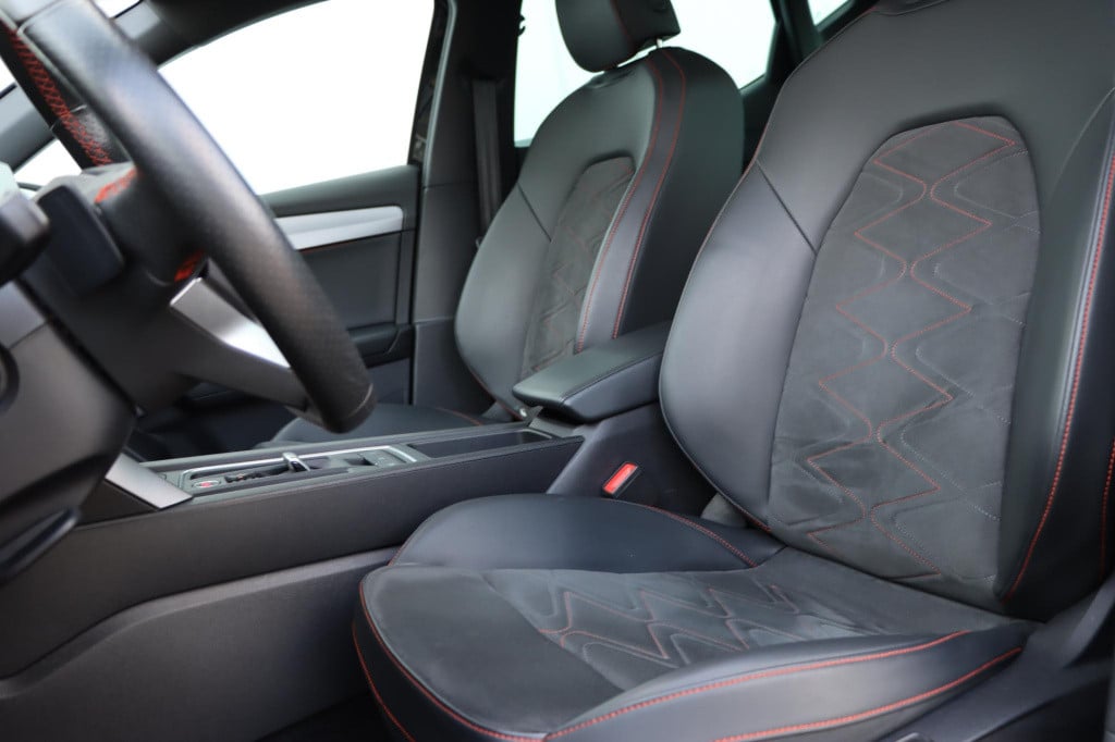 Seat Leon 1.5 tsi 150pk dsg fr launch edition