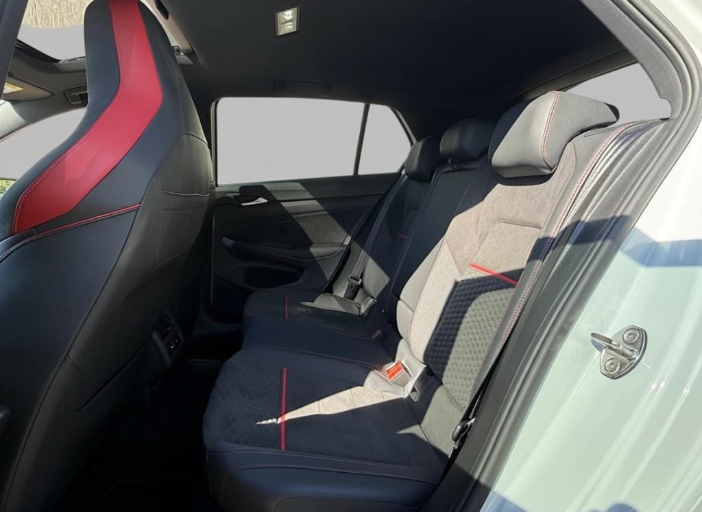 Volkswagen Golf 2.0 tsi gti clubsport 300 pk